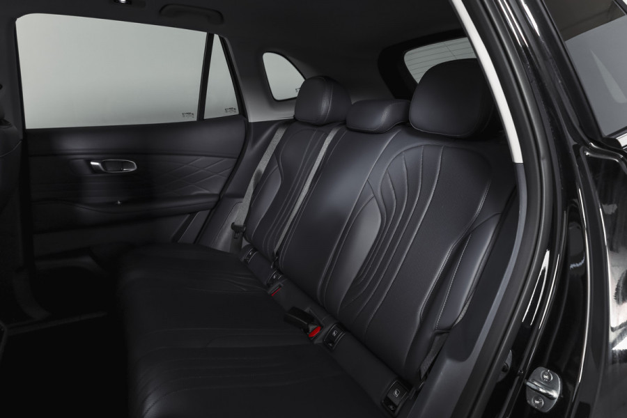 GEELY Starray EM-i 1.5 Pro PHEV | 83km Elektrisch | 360° Camera | Stoel-+Stuurverwarming | Adaptive Cruise | Leer | NAV+Carplay | 18" | 7540