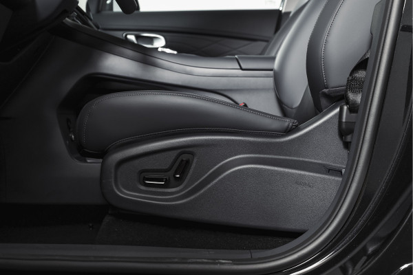 GEELY Starray EM-i 1.5 Pro PHEV | 83km Elektrisch | 360° Camera | Stoel-+Stuurverwarming | Adaptive Cruise | Leer | NAV+Carplay | 18" | 7540