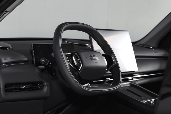 GEELY Starray EM-i 1.5 Pro PHEV | 83km Elektrisch | 360° Camera | Stoel-+Stuurverwarming | Adaptive Cruise | Leer | NAV+Carplay | 18" | 7540