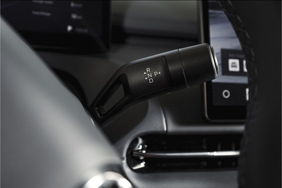 GEELY Starray EM-i 1.5 Pro PHEV | 83km Elektrisch | 360° Camera | Stoel-+Stuurverwarming | Adaptive Cruise | Leer | NAV+Carplay | 18" | 7540