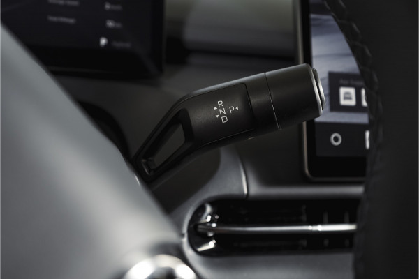 GEELY Starray EM-i 1.5 Pro PHEV | 83km Elektrisch | 360° Camera | Stoel-+Stuurverwarming | Adaptive Cruise | Leer | NAV+Carplay | 18" | 7540