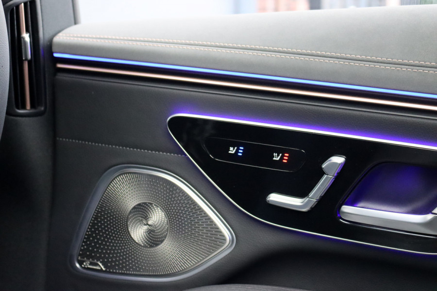 Mercedes-Benz EQS 500 4MATIC AMG Line 108 kWh | Luchtvering | Distronic+ | Hyperscreen | Achterasbesturing | Nekverwarming | Stoelventilatie | Massage | MBUX Tablet | Burmester | Vlakkenverwarming |