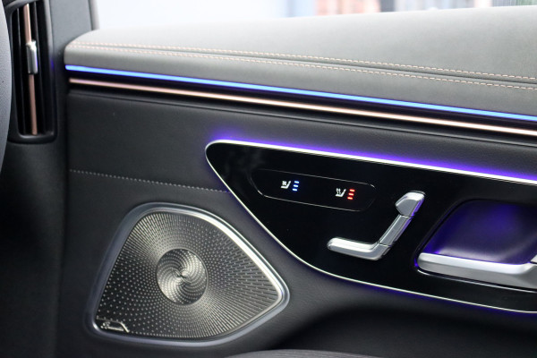 Mercedes-Benz EQS 500 4MATIC AMG Line 108 kWh | Luchtvering | Distronic+ | Hyperscreen | Achterasbesturing | Nekverwarming | Stoelventilatie | Massage | MBUX Tablet | Burmester | Vlakkenverwarming |