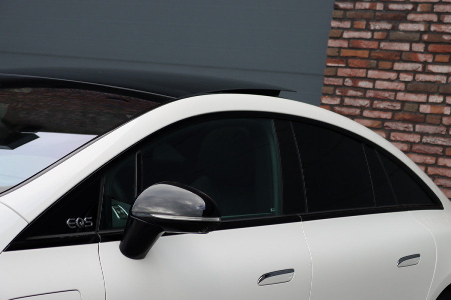 Mercedes-Benz EQS 500 4MATIC AMG Line 108 kWh | Luchtvering | Distronic+ | Hyperscreen | Achterasbesturing | Nekverwarming | Stoelventilatie | Massage | MBUX Tablet | Burmester | Vlakkenverwarming |