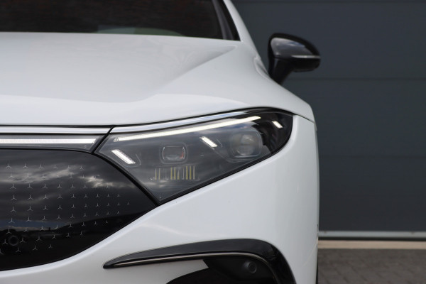 Mercedes-Benz EQS 500 4MATIC AMG Line 108 kWh | Luchtvering | Distronic+ | Hyperscreen | Achterasbesturing | Nekverwarming | Stoelventilatie | Massage | MBUX Tablet | Burmester | Vlakkenverwarming |