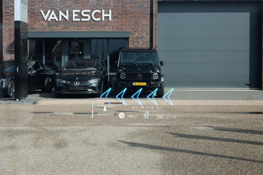 Mercedes-Benz EQS 500 4MATIC AMG Line 108 kWh | Luchtvering | Distronic+ | Hyperscreen | Achterasbesturing | Nekverwarming | Stoelventilatie | Massage | MBUX Tablet | Burmester | Vlakkenverwarming |