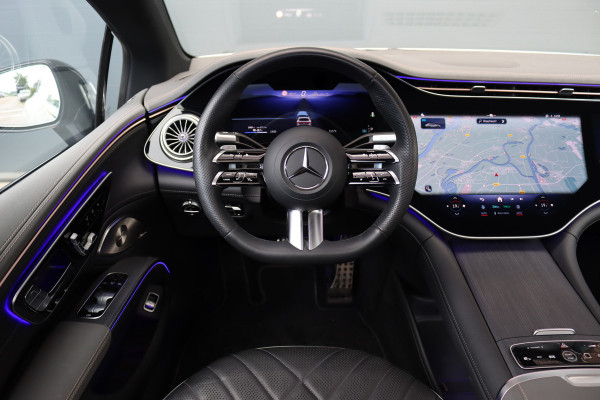 Mercedes-Benz EQS 500 4MATIC AMG Line 108 kWh | Luchtvering | Distronic+ | Hyperscreen | Achterasbesturing | Nekverwarming | Stoelventilatie | Massage | MBUX Tablet | Burmester | Vlakkenverwarming |