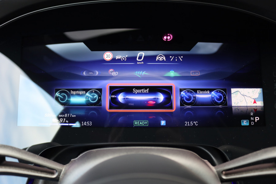 Mercedes-Benz EQS 500 4MATIC AMG Line 108 kWh | Luchtvering | Distronic+ | Hyperscreen | Achterasbesturing | Nekverwarming | Stoelventilatie | Massage | MBUX Tablet | Burmester | Vlakkenverwarming |