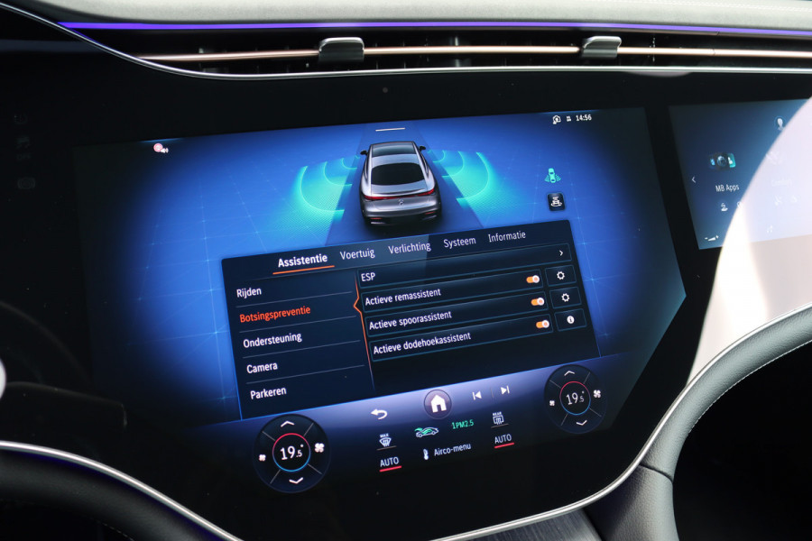 Mercedes-Benz EQS 500 4MATIC AMG Line 108 kWh | Luchtvering | Distronic+ | Hyperscreen | Achterasbesturing | Nekverwarming | Stoelventilatie | Massage | MBUX Tablet | Burmester | Vlakkenverwarming |