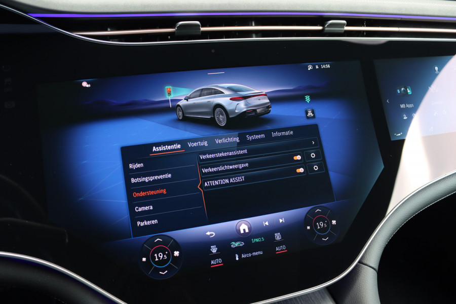 Mercedes-Benz EQS 500 4MATIC AMG Line 108 kWh | Luchtvering | Distronic+ | Hyperscreen | Achterasbesturing | Nekverwarming | Stoelventilatie | Massage | MBUX Tablet | Burmester | Vlakkenverwarming |