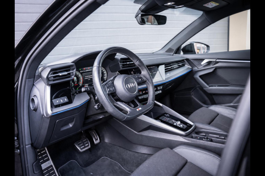 Audi A3 Sportback 45 TFSI e S edition Competition 3xS-line - S3 Look l Matrix l ACC l Sfeeverl.