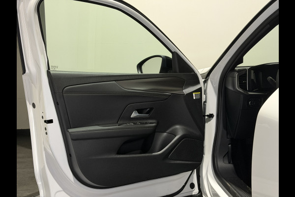 Opel Mokka-e GS Line 50-kWh 11kw bl. | ACC | Keyless | Stoelen & stuur verwarmd