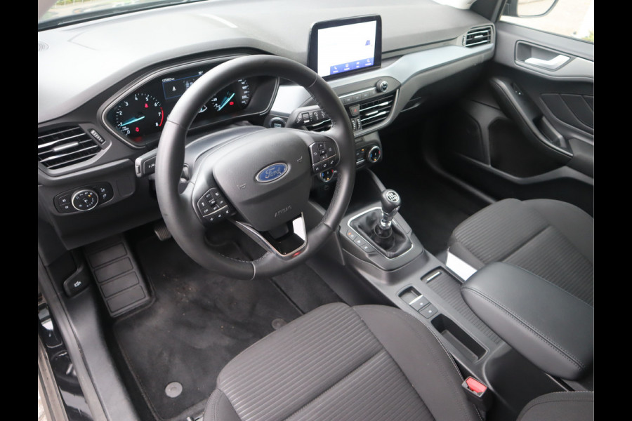 Ford FOCUS Wagon 1.0 EcoBoost Hybrid Titanium Style Navi / Carplay / Blis / Afn.Trekh / Adap. Cruise / Mild-Hybride