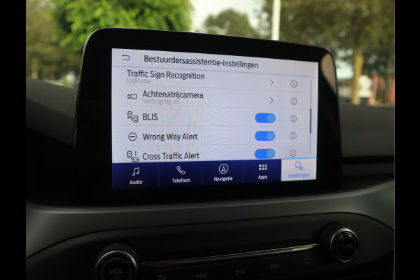 Ford FOCUS Wagon 1.0 EcoBoost Hybrid Titanium Style Navi / Carplay / Blis / Afn.Trekh / Adap. Cruise / Mild-Hybride