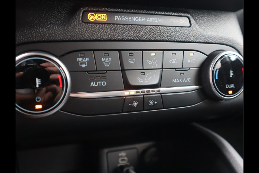 Ford FOCUS Wagon 1.0 EcoBoost Hybrid Titanium Style Navi / Carplay / Blis / Afn.Trekh / Adap. Cruise / Mild-Hybride
