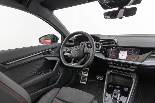 Audi A3 Sportback 45 TFSI e S edition Competition Pano S-stoelen Ambiente ACC