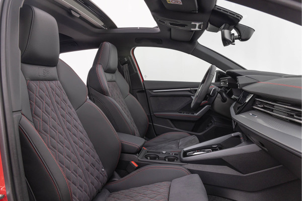 Audi A3 Sportback 45 TFSI e S edition Competition Pano S-stoelen Ambiente ACC