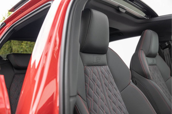 Audi A3 Sportback 45 TFSI e S edition Competition Pano S-stoelen Ambiente ACC