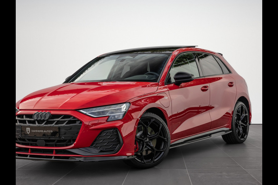Audi A3 Sportback 45 TFSI e S edition Competition Pano S-stoelen Ambiente ACC