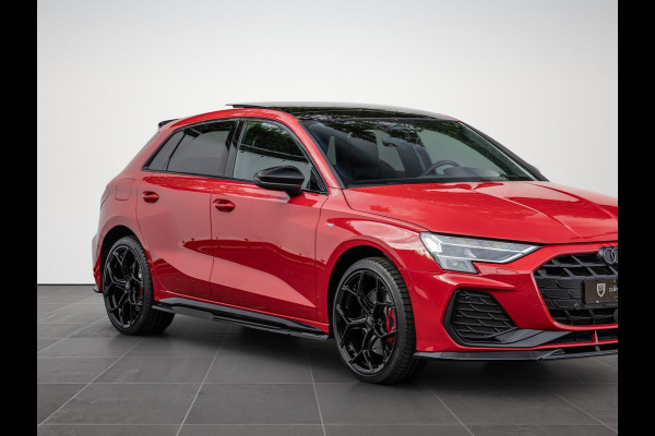 Audi A3 Sportback 45 TFSI e S edition Competition Pano S-stoelen Ambiente ACC