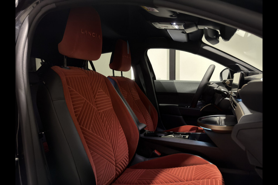 Lancia Ypsilon LX 51 kWh | Keyless | Velours bekleding | Stoelen verwarmd | Elektr. stoelen