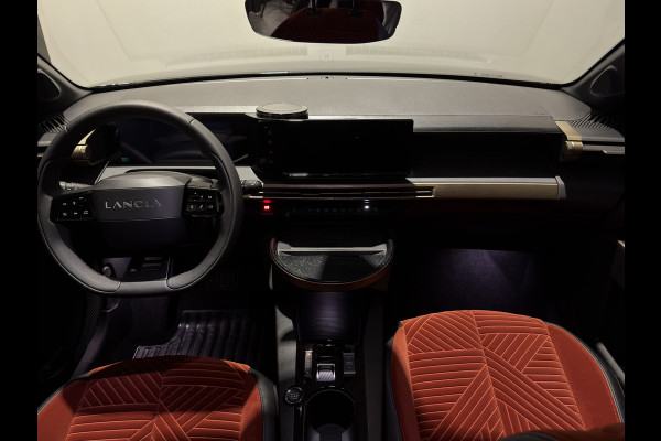 Lancia Ypsilon LX 51 kWh | Keyless | Velours bekleding | Stoelen verwarmd | Elektr. stoelen