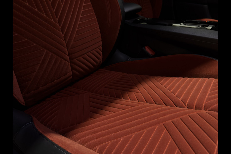 Lancia Ypsilon LX 51 kWh | Keyless | Velours bekleding | Stoelen verwarmd | Elektr. stoelen