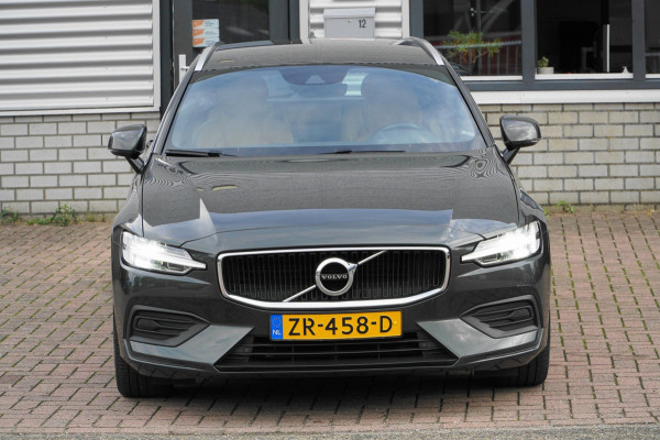 Volvo V60 2.0 T5 250 PK BEAUTY