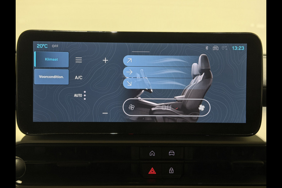 Jeep Avenger Altitude 54 kWh | Warmtepomp | Keyless | Stoelen verwarmd | LED