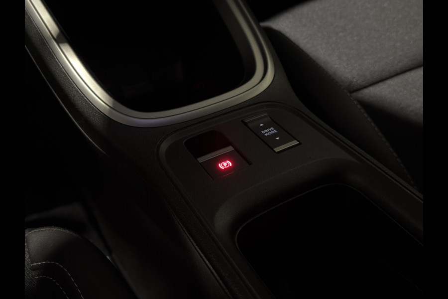 Jeep Avenger Altitude 54 kWh | Warmtepomp | Keyless | Stoelen verwarmd | LED