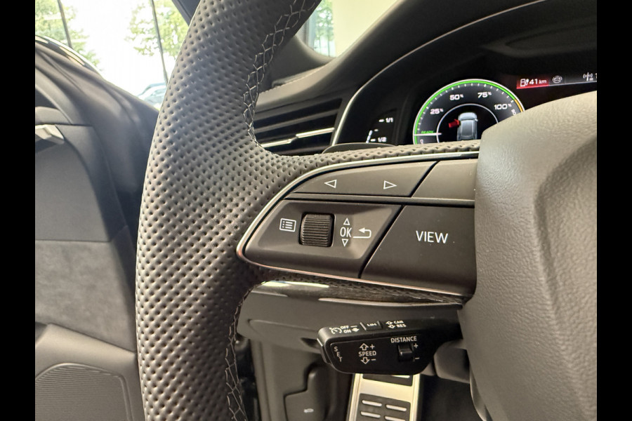 Audi Q8 60 TFSI e quattro Pro Line S Competition ACC Panoramadak 4 Wiel besturing