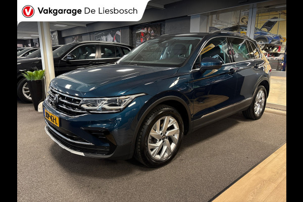 Volkswagen Tiguan 1.4 TSI eHybridbBusiness+ / navi / camera / carplay / stoelverw. / IQ light