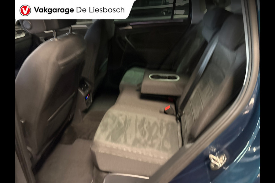 Volkswagen Tiguan 1.4 TSI eHybridbBusiness+ / navi / camera / carplay / stoelverw. / IQ light