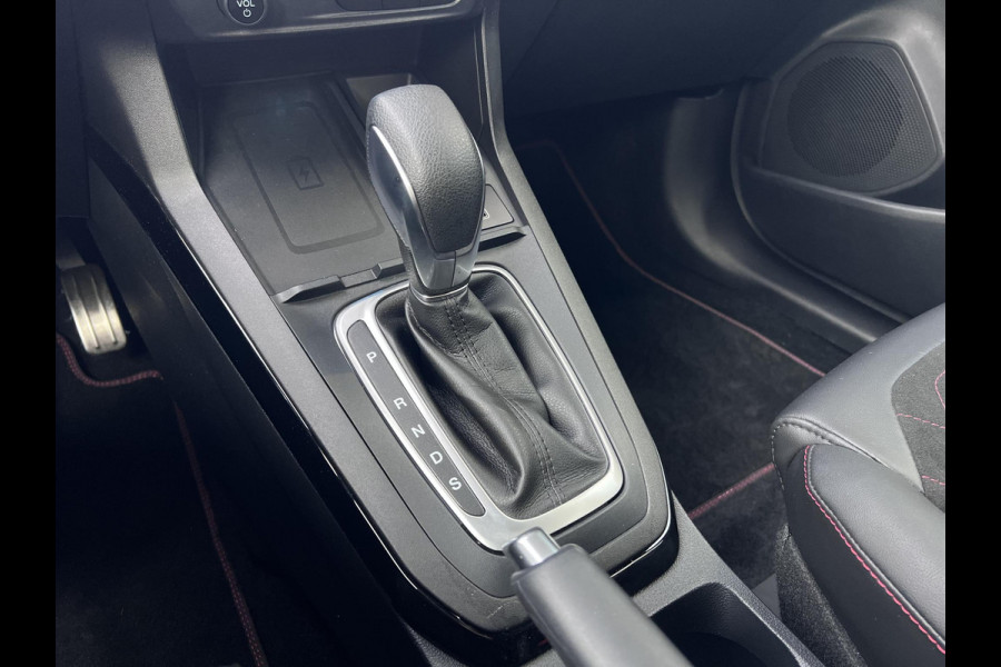 Ford Puma 1.0 EcoBoost Hybrid ST-Line X 125pk | Driver Assistance Pack | Winterpack | Contrasterend dak | All Weather Banden