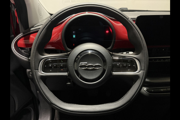 Fiat 500 3+1 42 kWh | Apple CarPlay - Android Auto | Stoelen verwarmd | Dodehoek detectie