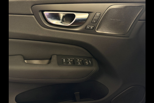 Volvo XC60 2.0 T8 455PK AWD PLUS DARK NIEUWE AUTO HARMAN KARDON 360.CAM STOEL/STUUR VERW LEER vapour grey