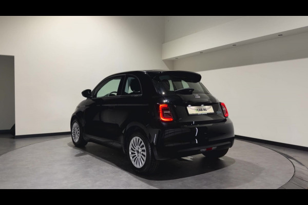 Fiat 500 3+1 42 kWh | Apple CarPlay - Android Auto | Stoelen verwarmd | Dodehoek detectie