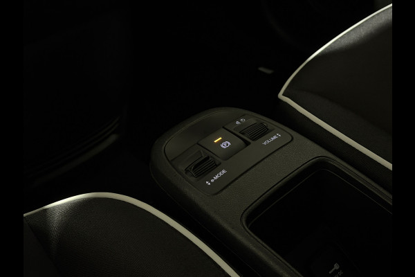 Fiat 500 3+1 42 kWh | Apple CarPlay - Android Auto | Stoelen verwarmd | Dodehoek detectie