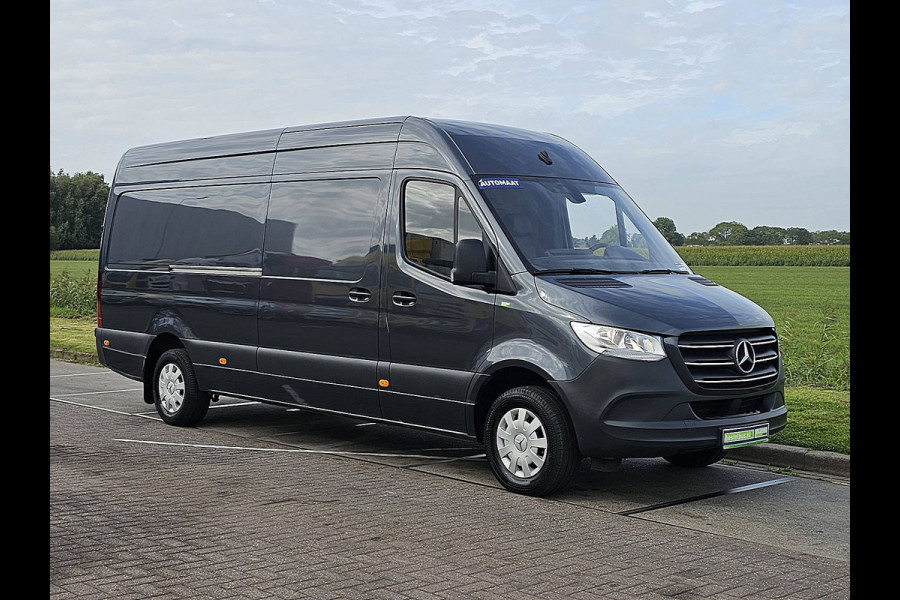 Mercedes-Benz Sprinter 315 L3H2 Mbux Navi Automaat Airco Camera 3-Zits/ Leer Euro6!