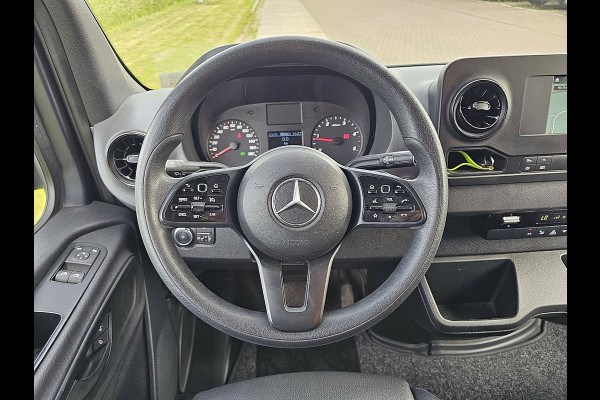 Mercedes-Benz Sprinter 315 L3H2 Mbux Navi Automaat Airco Camera 3-Zits/ Leer Euro6!