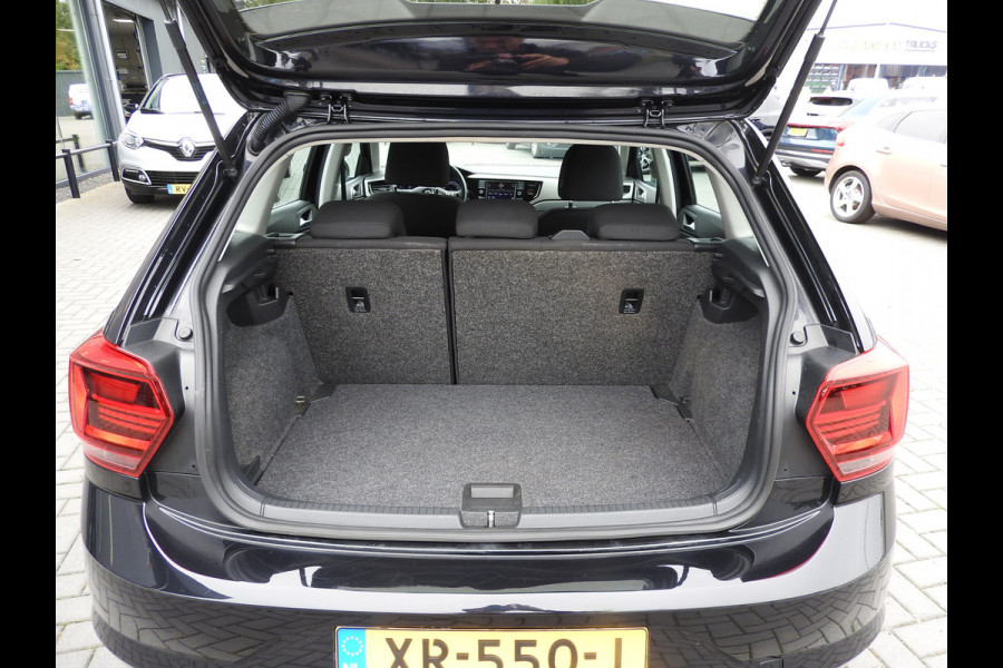 Opel Corsa 1.2 Elegance, Climat Control, Panoramadak, Trekhaak, Stuurverw.