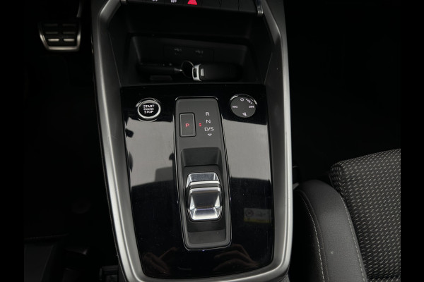 Audi A3 Limousine 35 TFSI S edition (INCL-BTW)  *AUT | 1/2 LEATHER | MATRIX-LED | HEATED-SPORTSEATS | CRUISE | CAMERA | DIGI-COCKPIT | NAVI-FULLMAP | PRIVACY-GLASS | AMBIENT-LIGHT | ECC | PDC | 18''ALU*