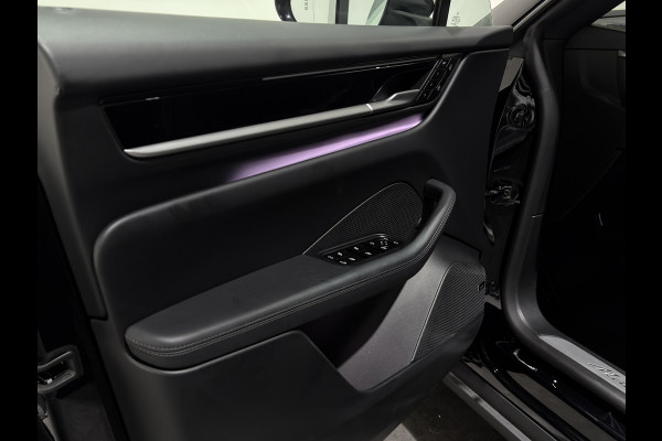 Porsche Macan 4 100 kWh | Panoramadak | Bose audio | Luxe Leder