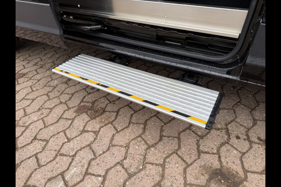 Maxus eDeliver 9 77kWh 204PK Nieuw model! Dubbele Cabine 7 Stoelen 300km WLTP L3H2 Adaptieve Cruise LED Snelladen stoel+stuur verwarming Carplay Camera