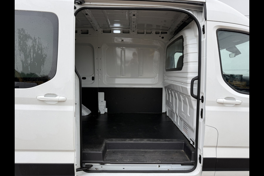 Maxus eDeliver 9 77kWh 204PK Nieuw model! L2H2 Glaspack/Camper 300km WLTP Snelladen LED Carplay Cruise control Camera Airco Parkeersensoren v+a