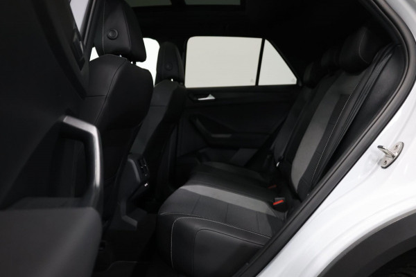 Volkswagen T-Roc 2.0 TSI 4Motion R 301+PK AKRAPOVIC/VIRTUAL/KEYLES/HALF LEER+S.VERWARMING/19" LMV/CAM/12 MDN GARANTIE!