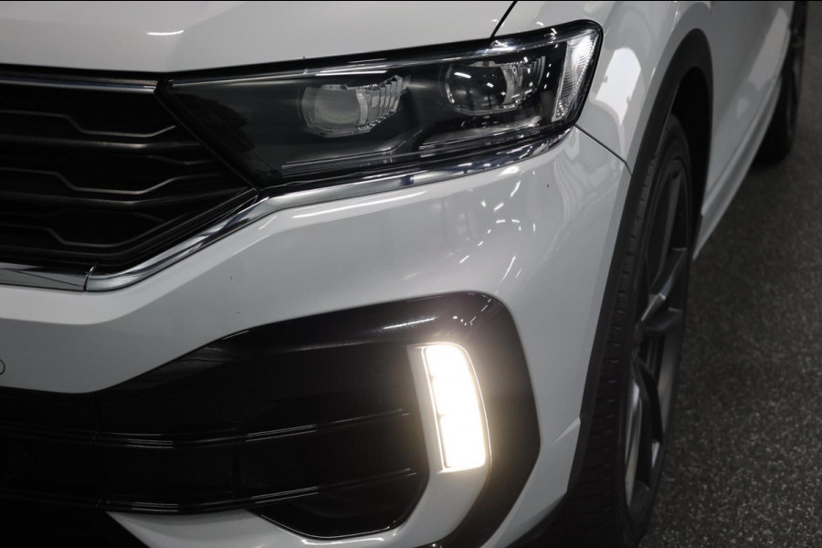 Volkswagen T-Roc 2.0 TSI 4Motion R 301+PK AKRAPOVIC/VIRTUAL/KEYLES/HALF LEER+S.VERWARMING/19" LMV/CAM/12 MDN GARANTIE!