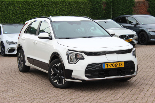 Kia Niro EV DynamicLine 64.8 kWh / SoH 96,8% / Camera / Half leder / Keyless / 17'' / Apple CarPlay / DAB / ACC / Virtual Cockpit