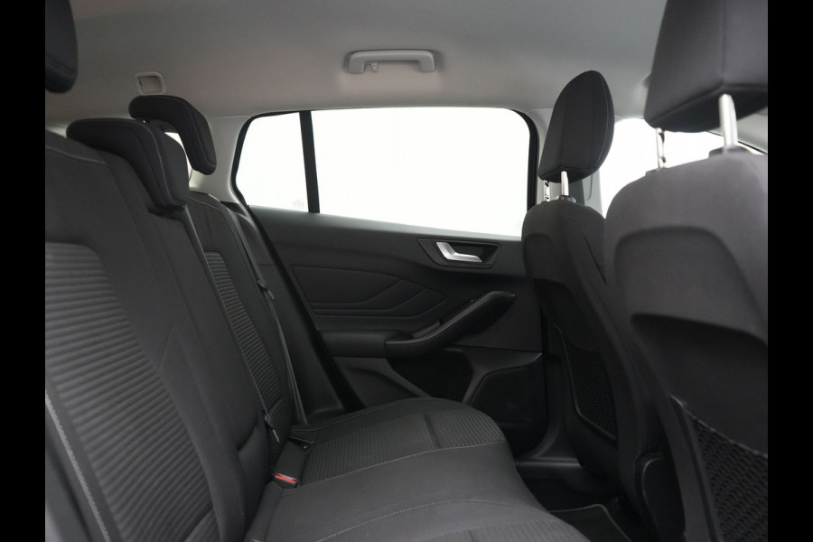 Ford FOCUS Wagon 1.0 EcoBoost Hybrid Titanium Business 125pk | Camera | Apple Carplay | Keyless | Lane Assist | Elektrische Achterklep | Cruise Control | Virtual | Climate Control | Draadloze Telefoonlader | Navigatie | DAB | 16"L.M |