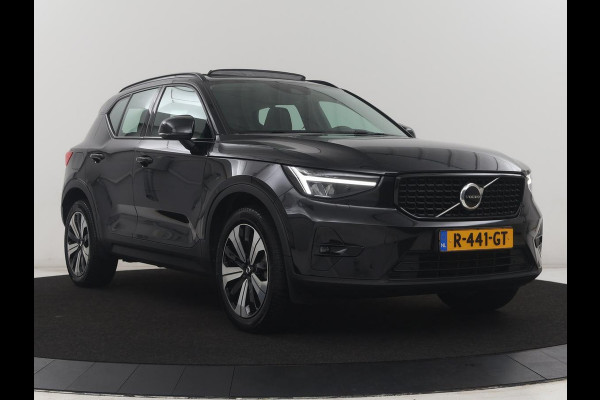 Volvo XC40 1.5 T4 Plug-in hybrid Ultimate Dark | SOH 87,6% | Panoramadak | Trekhaak | Leder | Stuur/stoel verwarming | Harman/kardon | Adaptive cruise | Camera |